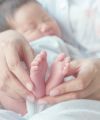 การเลี้ยงทารกแรกเกิด 1 เดือน พ่อแม่มือใหม่รับมือยังไงดี
