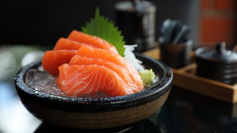 can-pregnant-women-eat-salmons